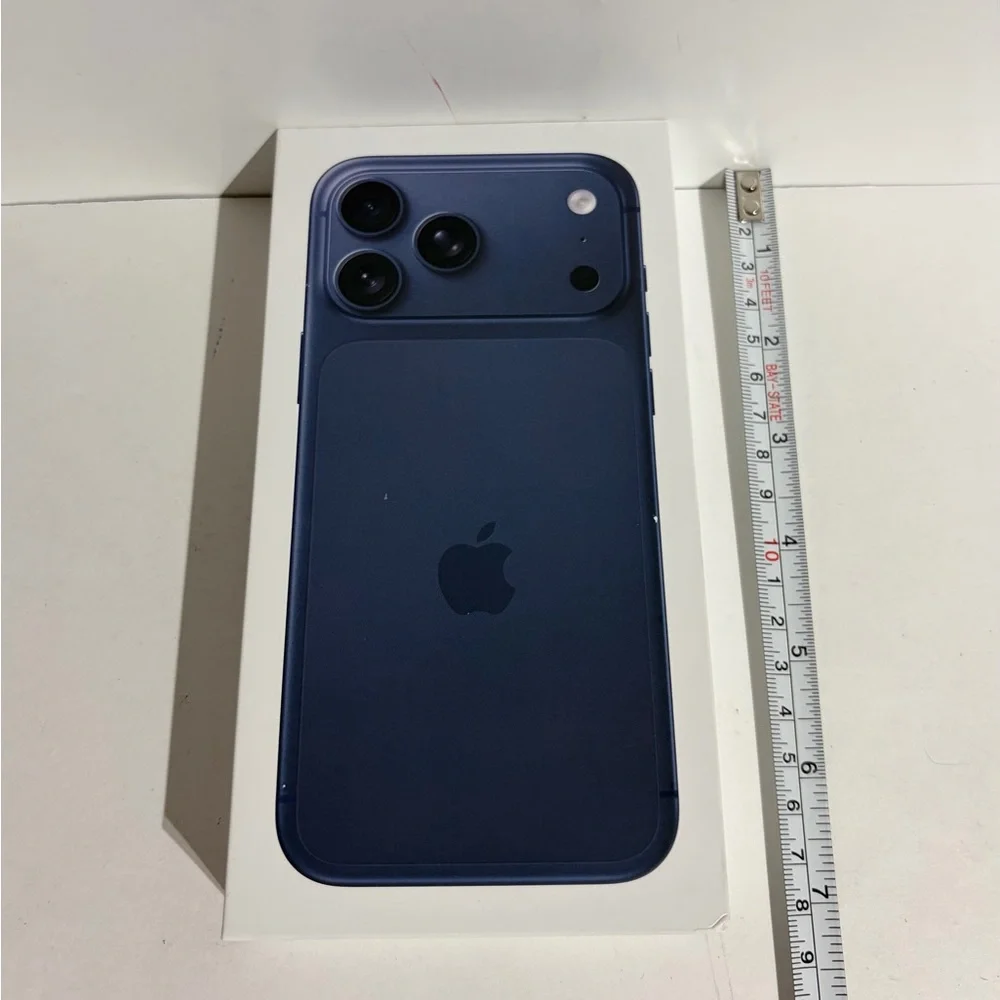 Apple iPhone 17 Pro Max 256GB Deep Blue Model A3257 *EMPTY BOX ONLY* Accessory